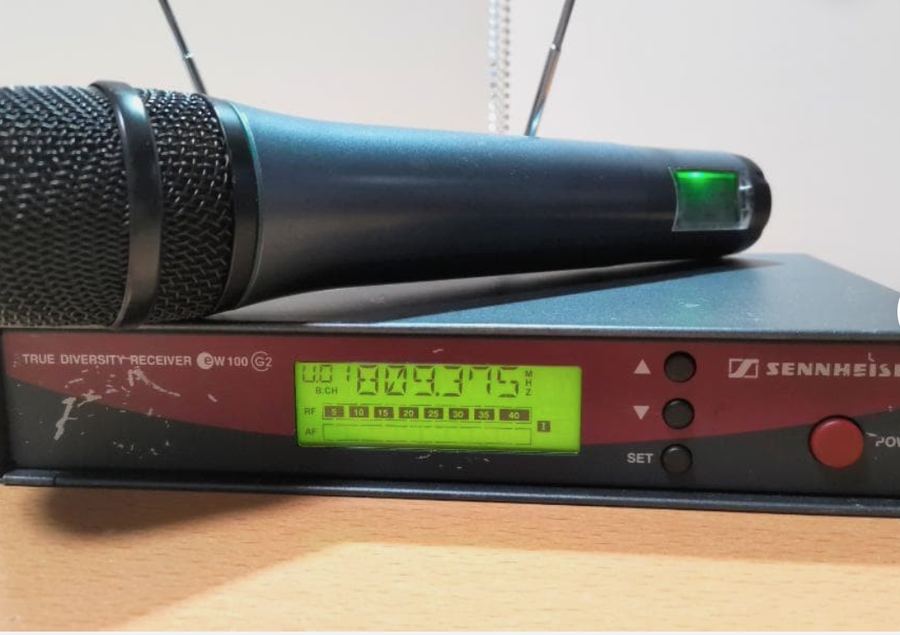 Sennheiser EW 100 G2 for hire